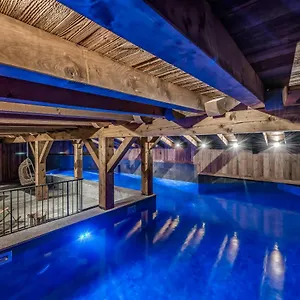 & Le Aparthotel